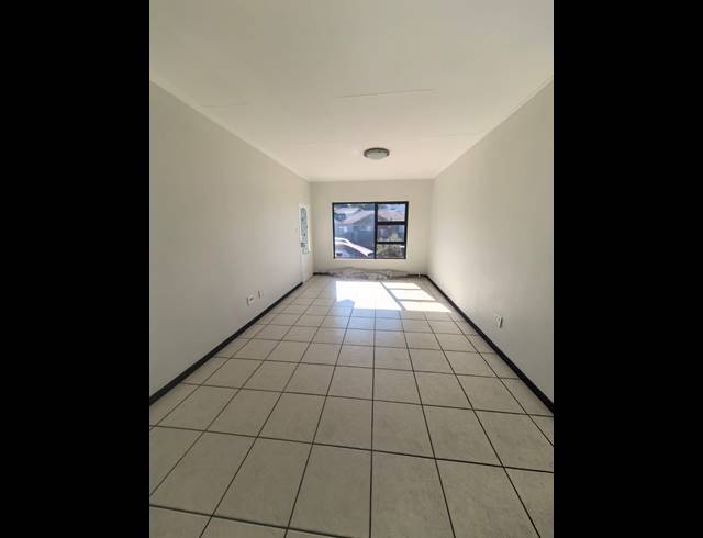 2 bed property to rent in GLENEAGLES